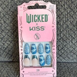 Wicked x Kiss Blue and Nude Press-On Nails medium 28 nails